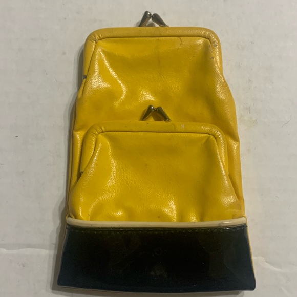 Vintage Retro Yellow / Black Cigarette case - Picture 1 of 5